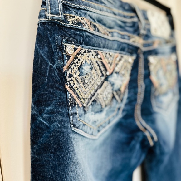 Miss Me Jeans - Picture 6 of 9